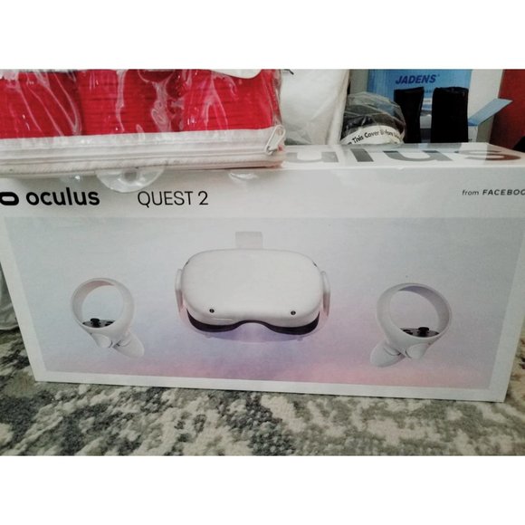 BRAND NEW Oculus Quest 2 (256 GB)